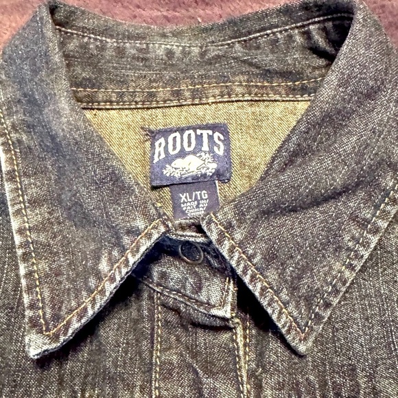 👕💙 Vintage ROOTS Authentic Demin Jean Shirt with Push Buttons - size XL👕💙 - Picture 9 of 16